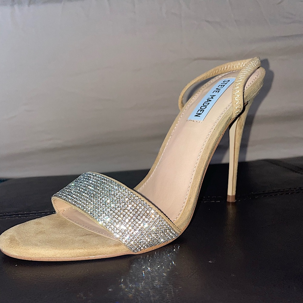 Steve Madden Nude Heels